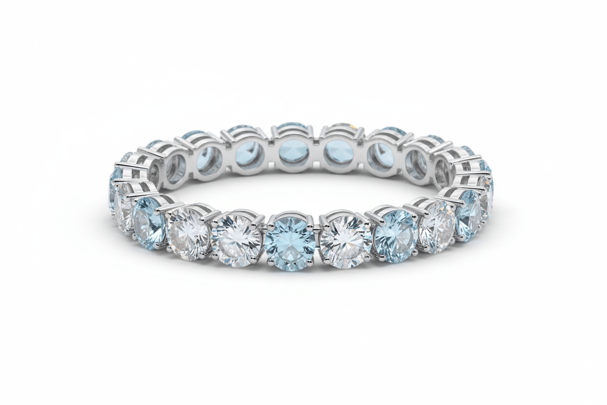 "Elegant fine silver bracelet with premium finish- Winters Green