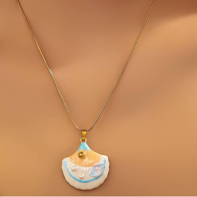 Mia Roses Aura Shell collections Necklace